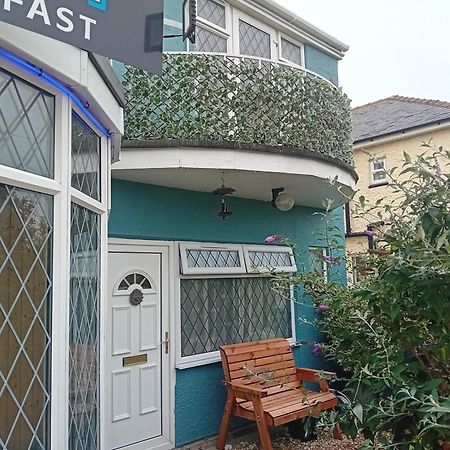 Sea Air B&B แชเปิลเซนต์เลนเนิร์ดส์ ภายนอก รูปภาพ